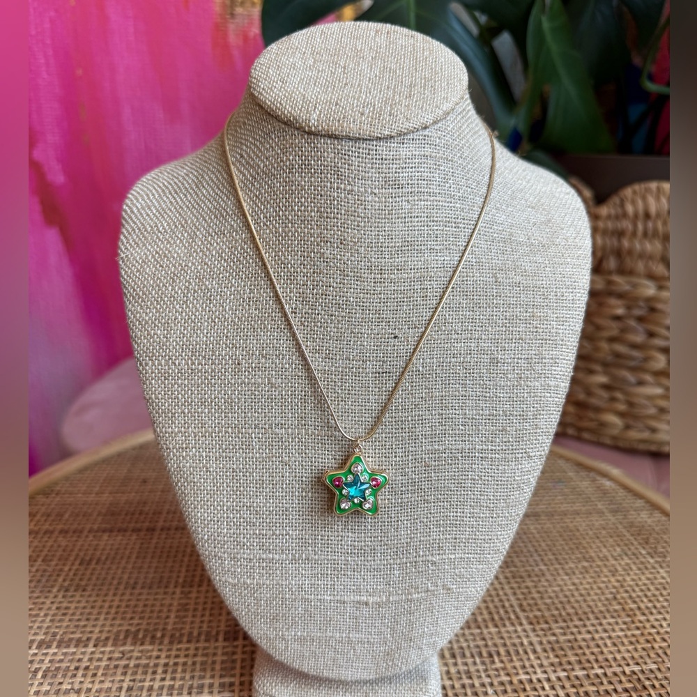 Cute Star Locket Necklace | M